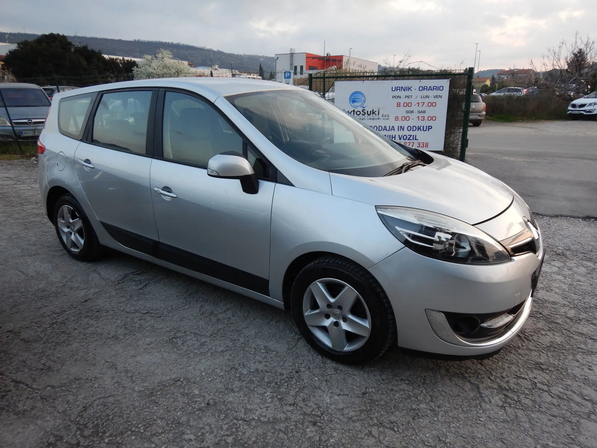 Renault Grand