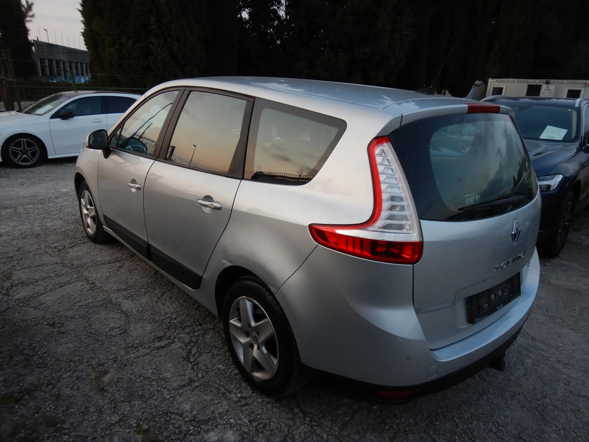 Renault Grand