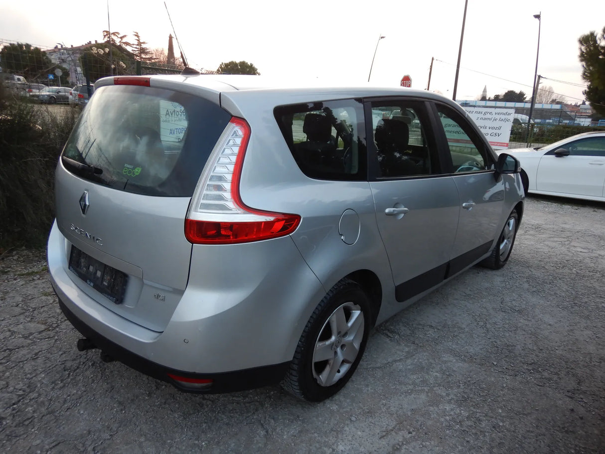 Renault Grand