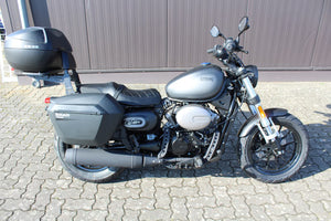 Hyosung Aquila 650