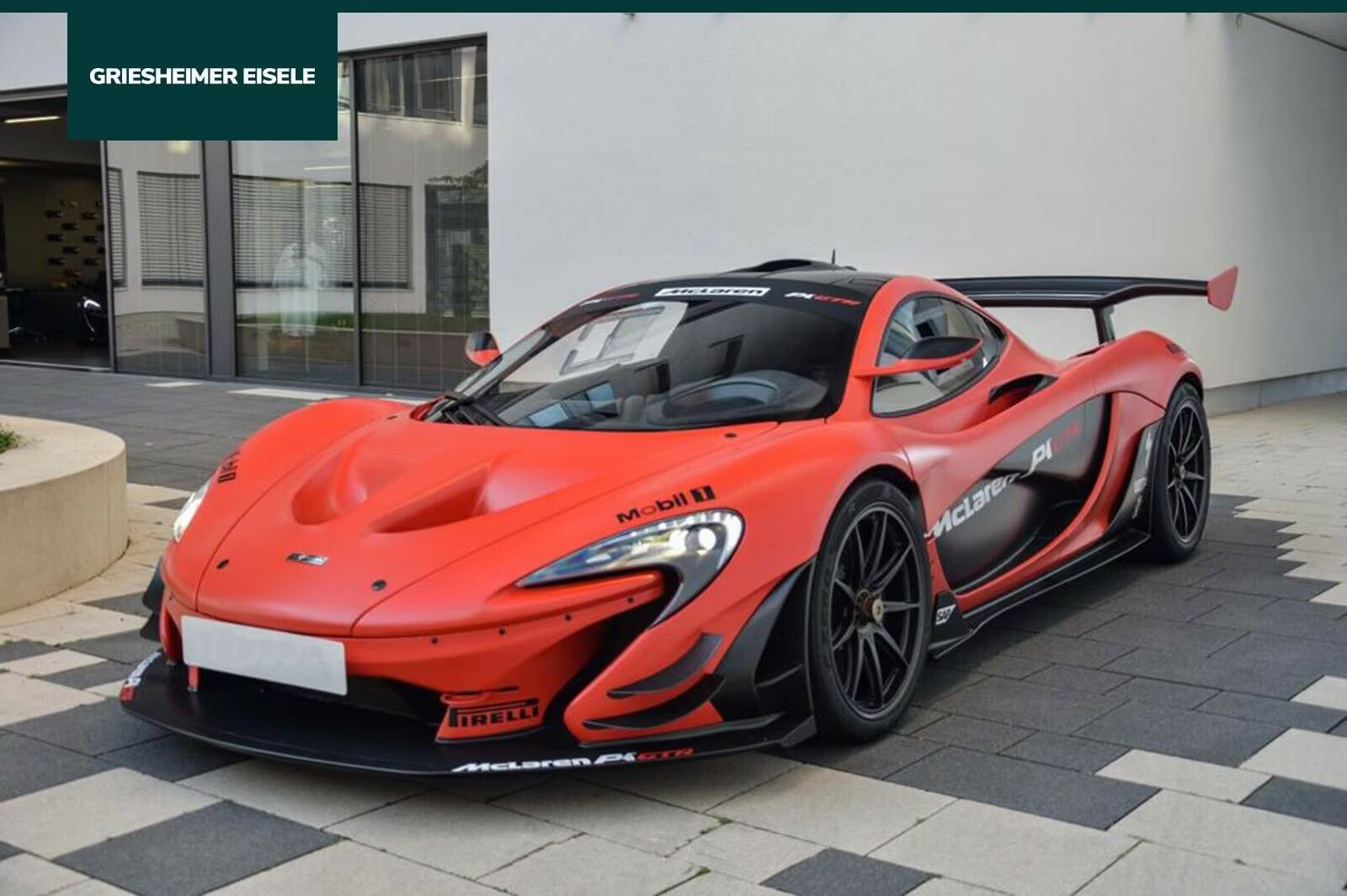 McLaren P1
